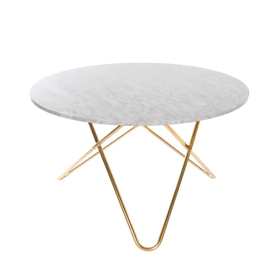 Mesa Big O Table, Mármol carrara, base de latón