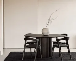 Mesa comedor Roller Max, Caoba teñida en marrón oscuro