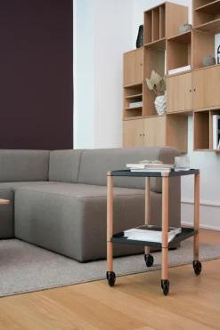 Mesa Connect, Roble aceitado, metal negro