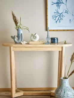 Mesa consola Serrone, Nature