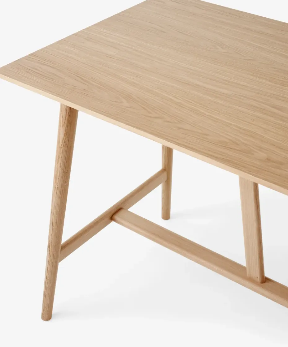 Mesa de bar In Between SK26 Counter Table 190x80x95 cm, Roble lacado