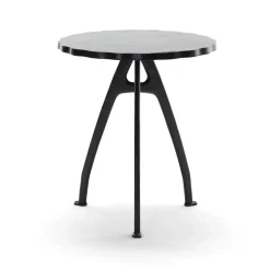 Mesa de café Odd, Negro, soporte lacado en negro, borde ondulado