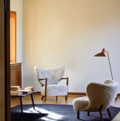 Mesa de centro In Between SK24 90 x 90 cm, Roble barnizado ahumado