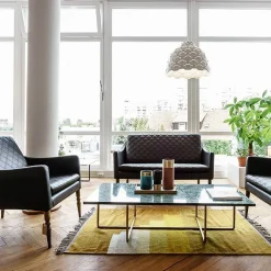 Mesa de centro Ninety, mármol marquina, estructura negra