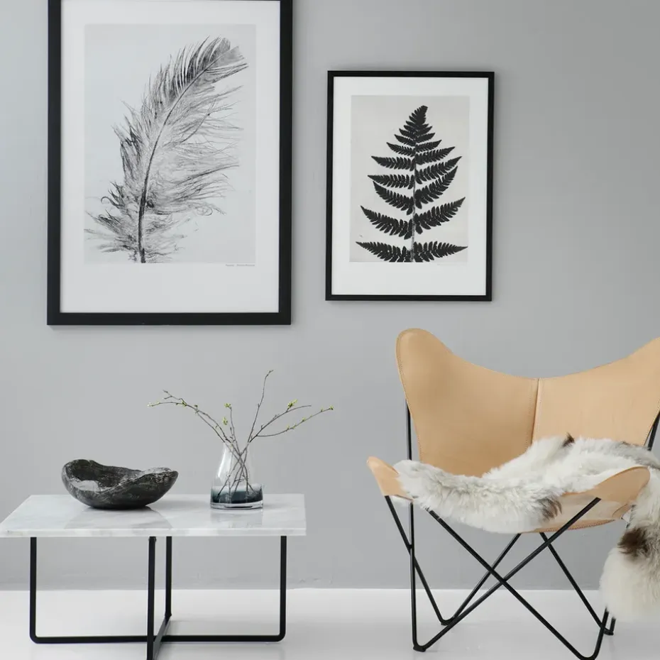 Mesa de centro Ninety, mármol marquina, estructura negra