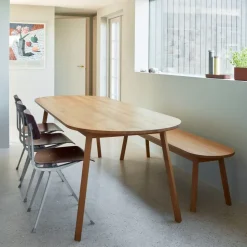 Mesa de comedor Triangle Leg, roble aceite, 200x85 cm