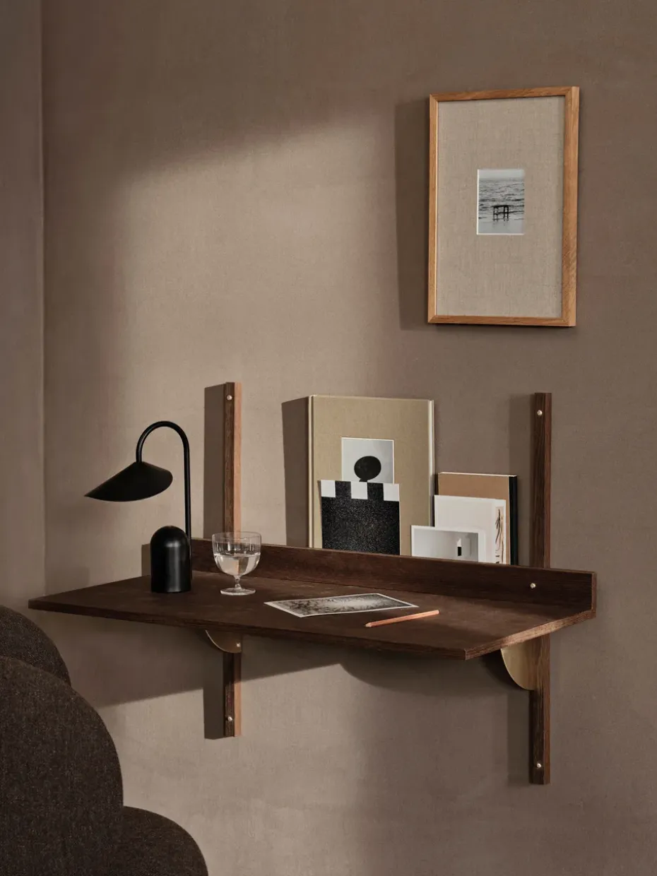 Mesa escritorio Sector, Smoked Oak, brass