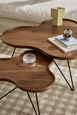 Mesa Flower mono Edición Especial 62x66 cm, H39 cm-nogal lacado-acero lacado en negro