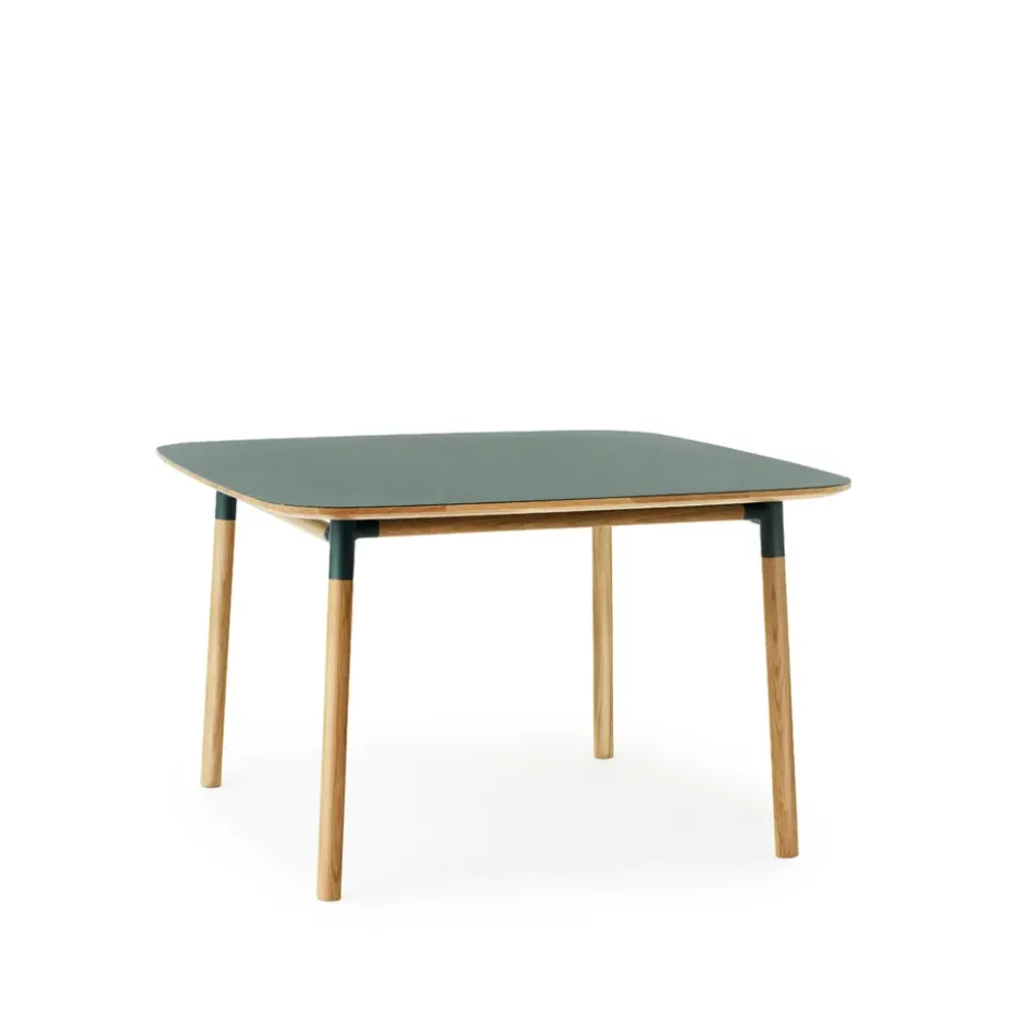 Mesa Form 120x120 cm, Green, patas de roble