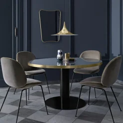 Mesa Gubi 2.0, Marble black, ø110, base negra