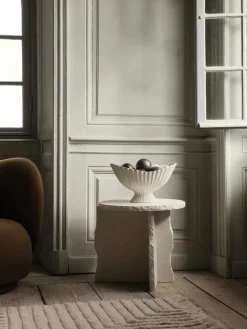 Mesa Mineral Sculptural Ø52 cm, Bianco Curia