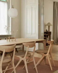 Mesa PI, Roble aceitado con cera dura, 180 x 90 x 76 cm