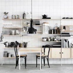 Mesa plegable String, Nogal-patas de metal blancas