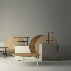 Mesita auxiliar Tribeca, Roble rústico aceitado, patas blancas, ø47 cm