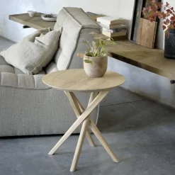 Mikado mesa auxiliar 50x50 cm, Oak wax oil