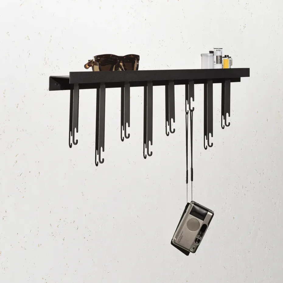 Percha Ateljé, Negro