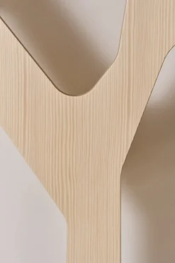 Perchero de pared Tree wall Special Edition 194 cm, Pino con acabado blanco