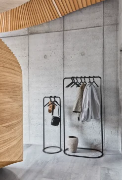 Perchero O&O, Pequeño