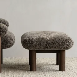 Reposapiés Brasilia, Tela bouclé 02 beige, base de roble