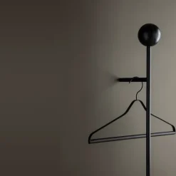 Set de 3 perchas Ferm Living, negro