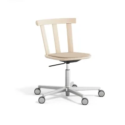 Silla Alt base giratoria con asiento tapizado abedul, Hallingdal 65-200 beige-Barniz mate claro