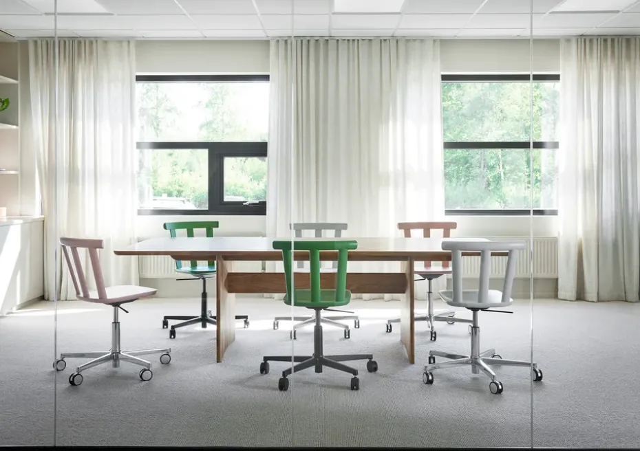 Silla Alt base giratoria con asiento tapizado abedul, Hallingdal 65-103 grey/beige-blanco 21