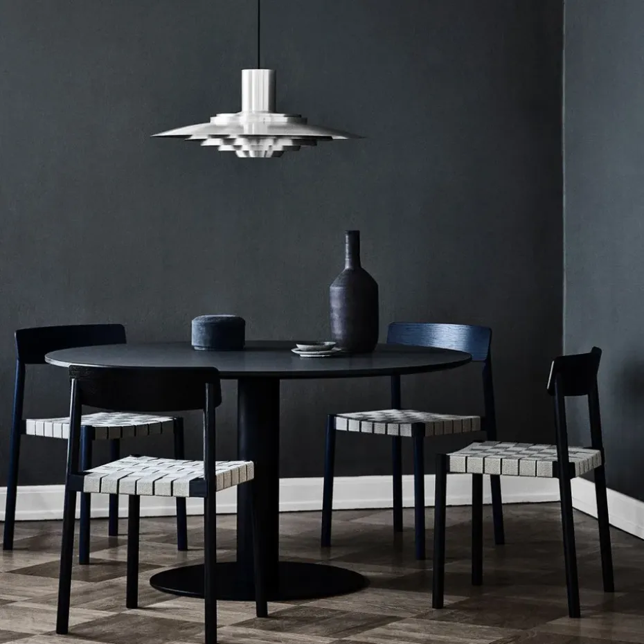 Silla Betty TK1, Black, asiento de banda de lino trenzada negro