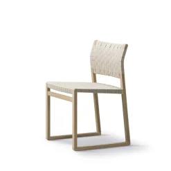 Silla BM61, Estructura trenzada natural barnizada
