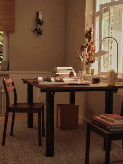 Silla Boda, Red brown