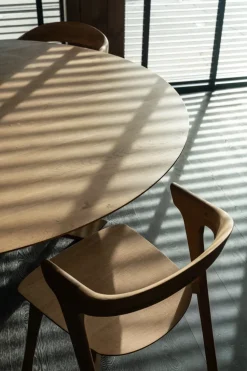 Silla Bok, Roble con aceite duro encerado