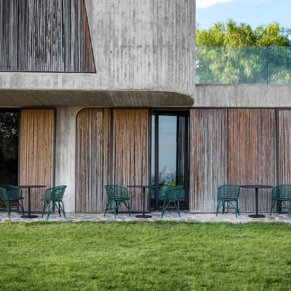 Silla con reposabrazos Blend, Lava grey