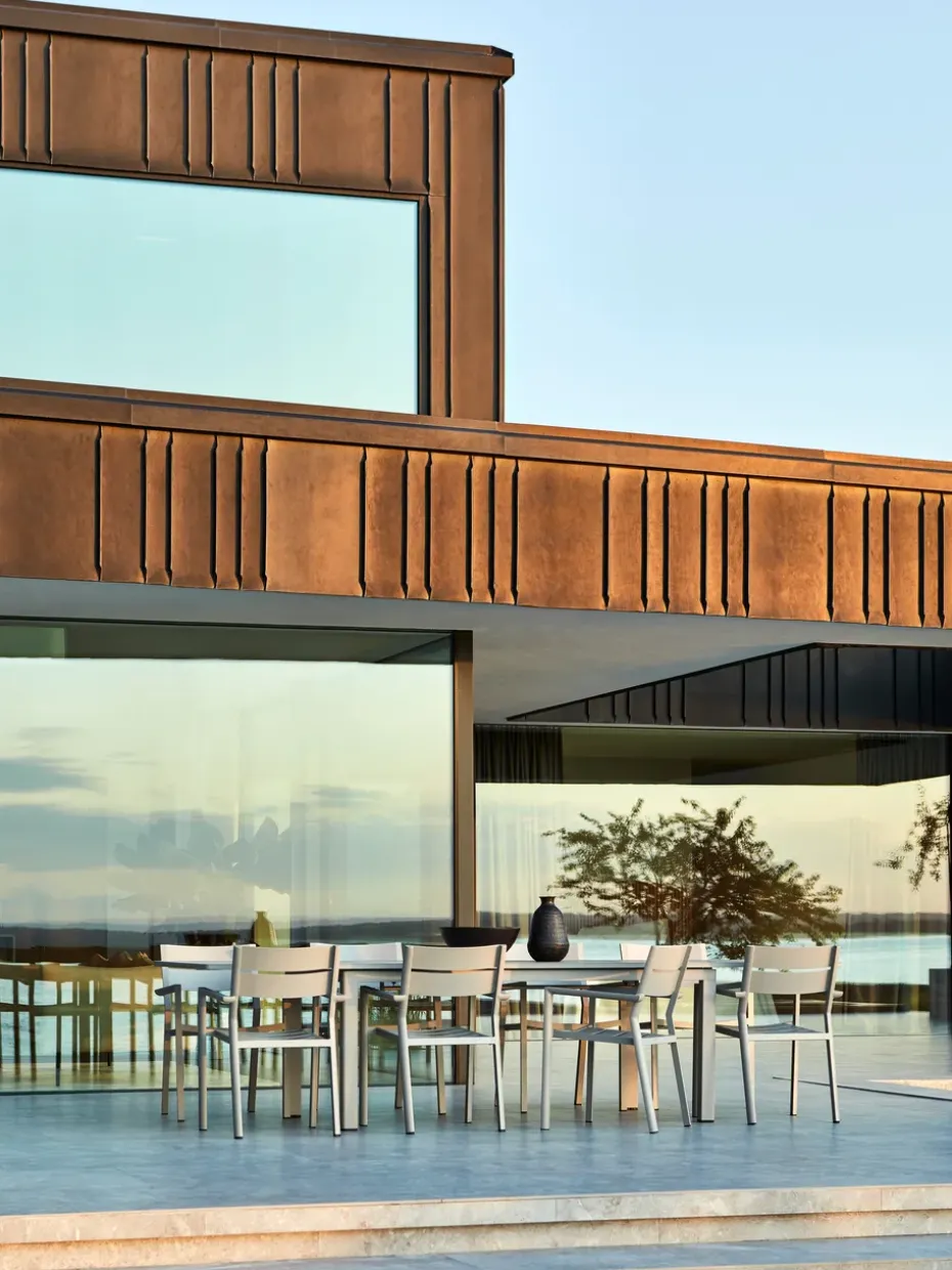 Silla con reposabrazos Delia, Khaki