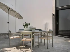 Silla con reposabrazos DK, Nordic green