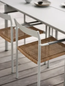 Silla con reposabrazos DK, Nordic green