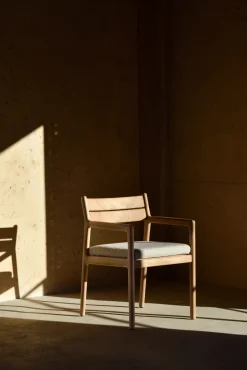 Silla con reposabrazos Jack Outdoor Dining, Natural