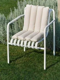 Silla con reposabrazos Palissade Dining, Cream white