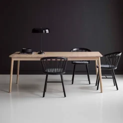 Silla con reposabrazos ZigZag, Fresno negro