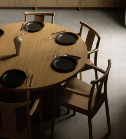 Silla con reposbrazo Merkur, Natural oak