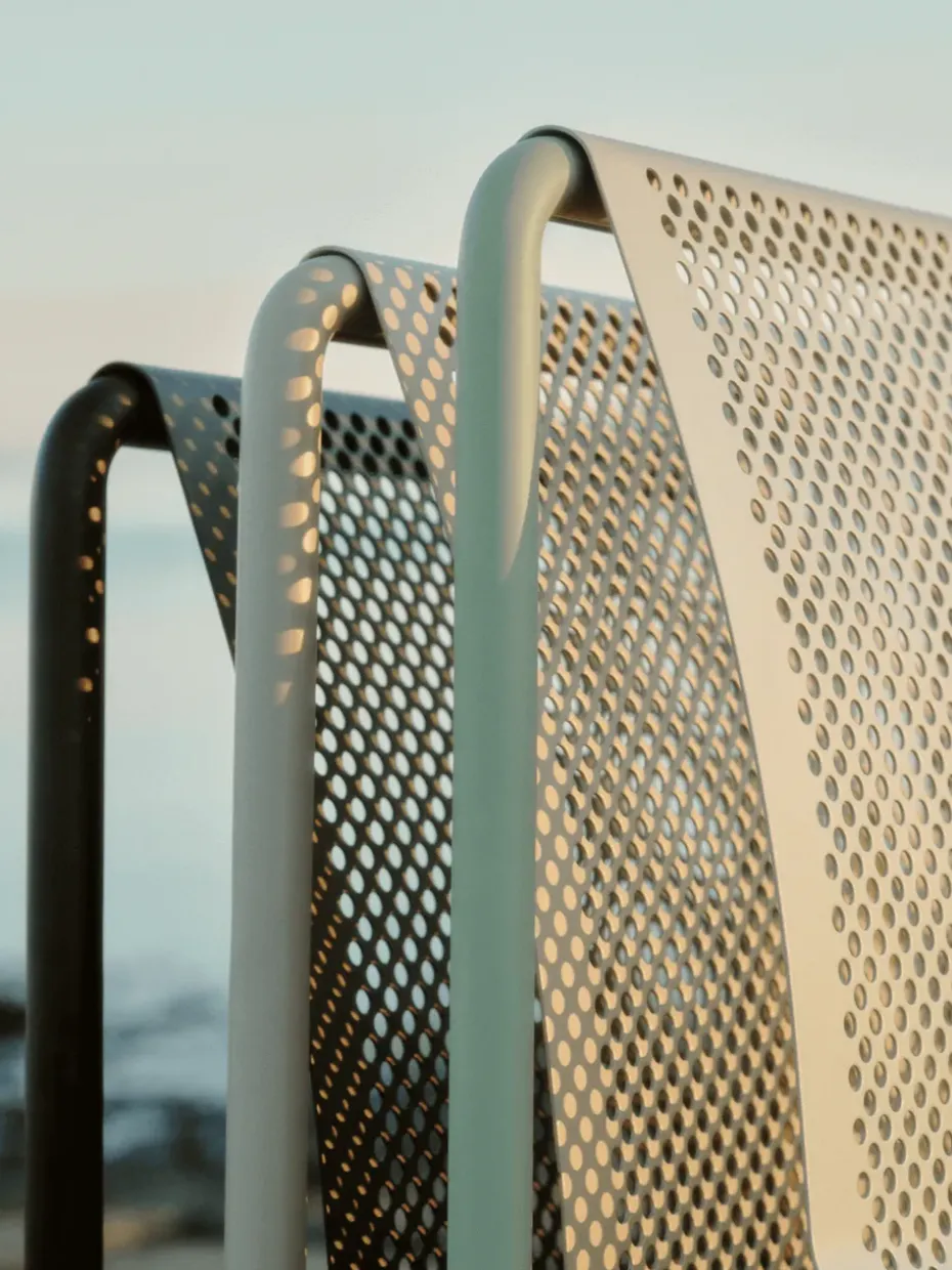 Silla Dapple, Dark Chocolate