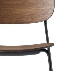 Silla de comedor con patas negras Co , Roble teñido oscuro