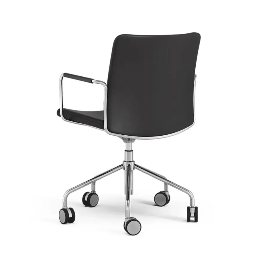 Silla de oficina elevable/bajable sin basculación Stella, Cuero elmosoft 99999 negro, base de cromo, respaldo flexible