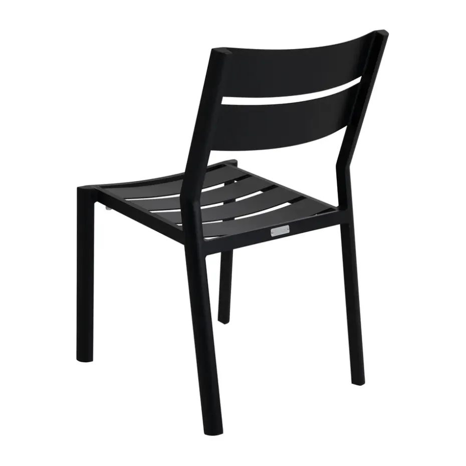 Silla Delia, Negro