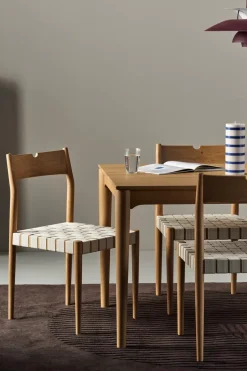 Silla Ekeryd, Webbing-laquered oak