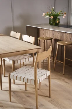 Silla Ekeryd, Webbing-laquered oak