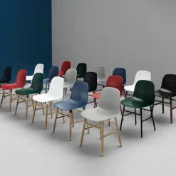 Silla Form, Green, patas de roble