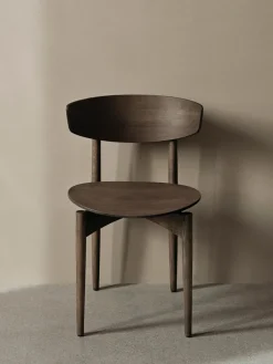 Silla Herman, Dark Stained Beech