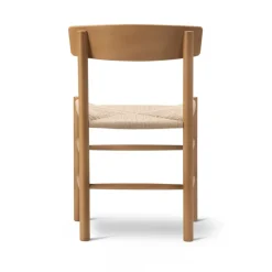 Silla J39, Barnizado Vintage -trenzado natural
