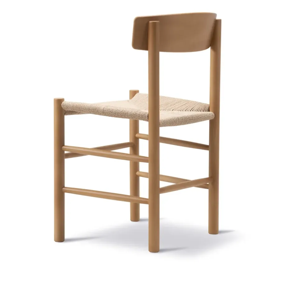 Silla J39, Barnizado Vintage -trenzado natural