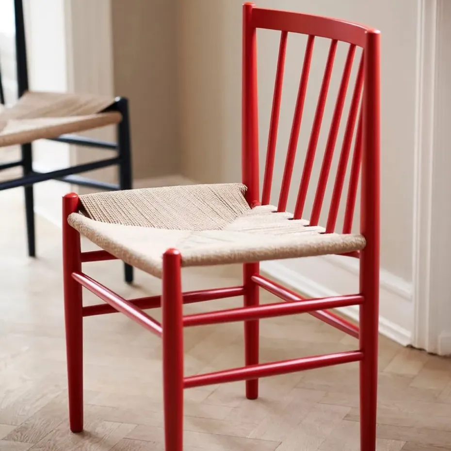 Silla J80, Beech-paper cord rojo rubí