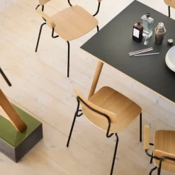 Silla J182 Holmen, pack de 4, Chapa de roble-patas negras